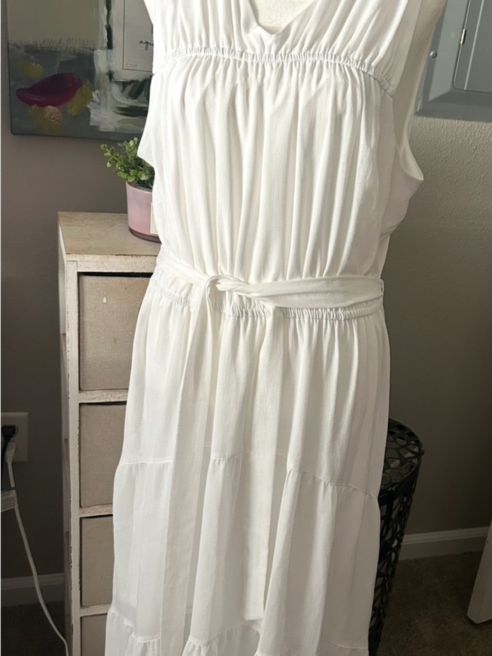 Simply Vera Vera Wang White Sleeveless Tiered Maxi Dress with Waist Tie
